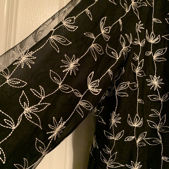 New ALFANI Open Front Sheer Formal Duster - Picture 3 of 9